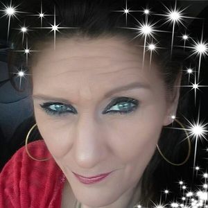 Meet your Posher, Candyce